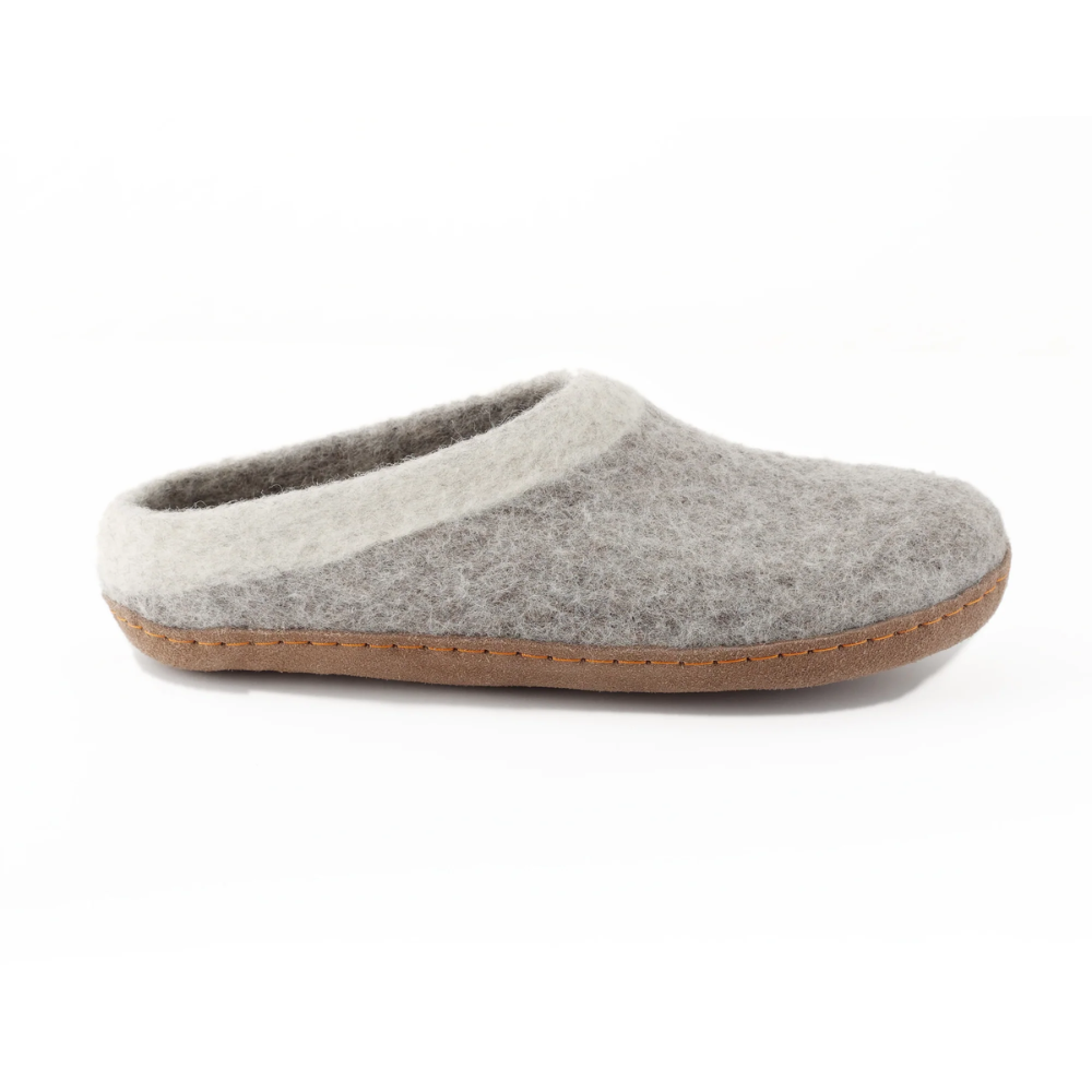 Ambler Slocan wool slippers in heather grey with natural leather sole.