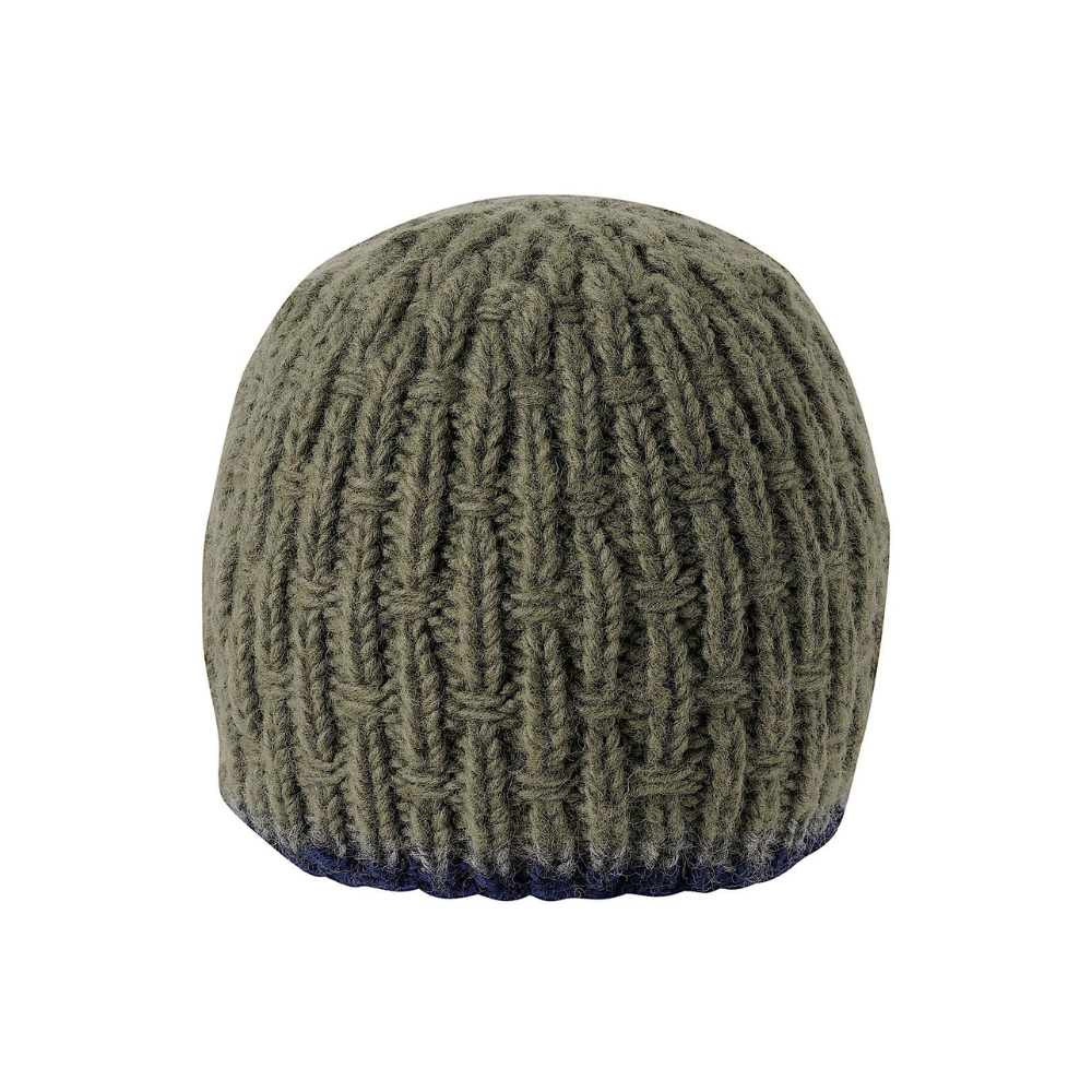 Ambler Andrew handknit men&#39;s toque in moss. 