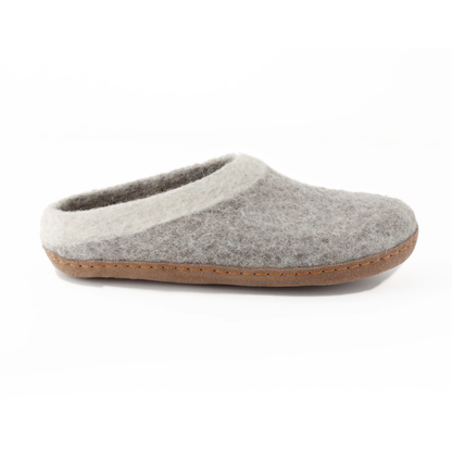 Ambler Slocan wool slippers in heather grey with natural leather sole. 