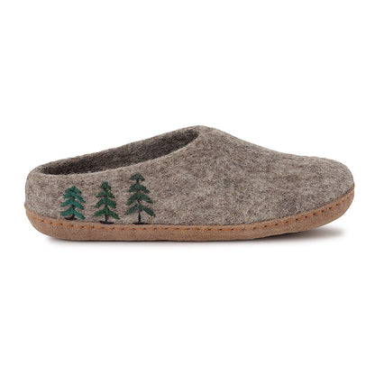 Side angle Ambler Valhalla wool slippers in heather grey with natural leather sole and felted trees. 